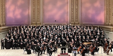 Ein unvergessliches Erlebnis: 17 Sängerinnen und Sänger des Fürstenland Chors waren Teil eines über 200-köpfigen Chors in der Carnegie Hall in New York.