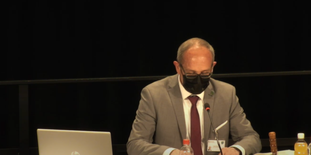 Kantonspräsident Bruno Cozzio eröffnete die Novembersession.