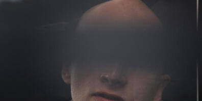 Die Bundesanwaltschaft wirft dem Attentäter von Halle 13 Straftaten vor, unter anderem Mord und versuchten Mord. Der Attentäter hatte am 09. Oktober 2019 am höchsten jüdischen Feiertag Jom Kippur versucht, in der Synagoge in Halle ein Blutbad anzu...