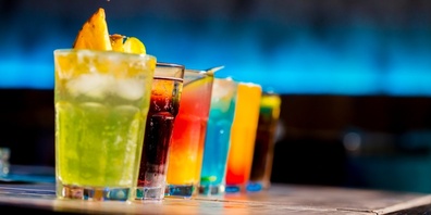 Den Auftakt macht am Freitagabend die Bar mit speziell gemixten Drinks.