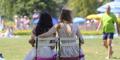 Das Warten hat ein Ende: Nach dem Nationalrat hat auch der Ständerat die Ehe für schwule und lesbische Paare gutgeheissen. (Themenbild)