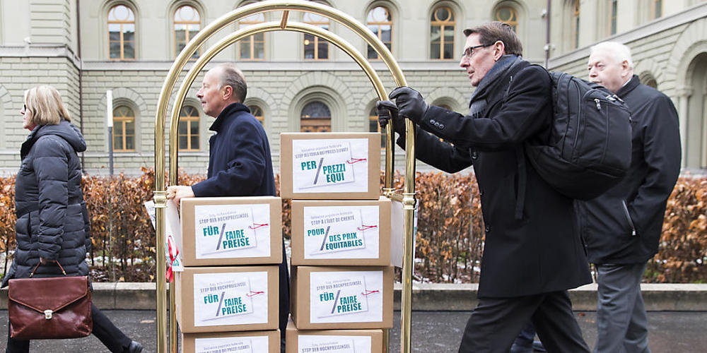 Der Ständerat hat einen indirekten Gegenvorschlag zur Fair-Preis-Initiative beschlossen, der den Initianten weit entgegenkommt. (Archivbild)