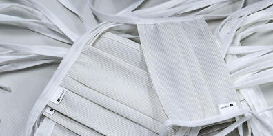 ARCHIV - Sie gehören seit einigen Monaten zum alltäglichen Leben dazu: Die Masken verdecken von Mund und Nase zum Schutz vor dem neuartigen Coronavirus. Foto: Hendrik Schmidt/dpa-Zentralbild/ZB