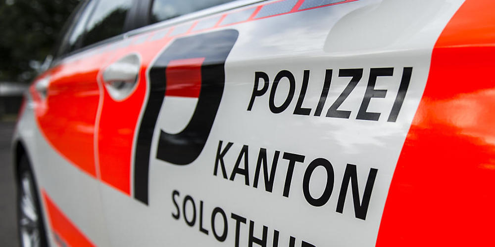 Die Grossfahndung der Kantonspolizei Solothurn nach zwei Räubern, die in Olten einen Geldtransporter überfallen hatten, verlief bislang ohne Erfolg. (Symbolbild)