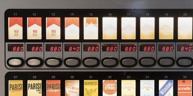 Der Nationalrat will die Vorschriften über Tabakprodukte verschärfen. Er diskutiert im Rahmen des neuen Tabakproduktegesetzes auch über Werbeverbote in Medien. (Themenbild)