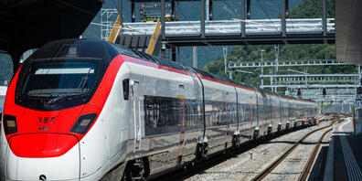 Auch der Giruno-Zug verkehrt ab Donnerstag vorläufig nicht mehr zwischen der Schweiz und Italien. (Archivbild)