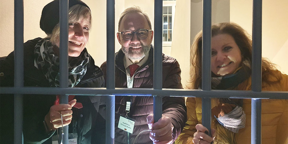 Sennhof Guides Karin Senti, Christoph Bucher und Marlen Helmi (v.l.n.r.)