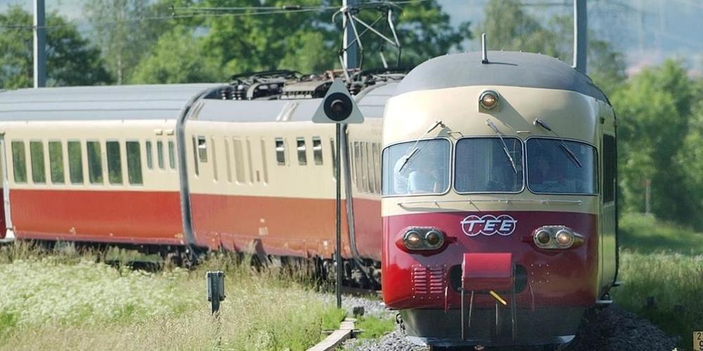 Der Trans-Europ-Express (TEE) ermöglichte es ab den 50er bis in die 80er Jahre, grenzüberschreitend rasch und bequem zu reisen. Mit neuen Zügen soll nun das Konzept auferstehen. (Archivbild)