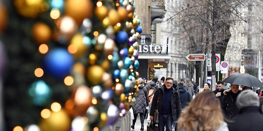 Selbst der Kanton Zürich verschärft vor Weihnachten die Massnahmen zur Eindämmung der Corona-Pandemie. (Symbolbild)