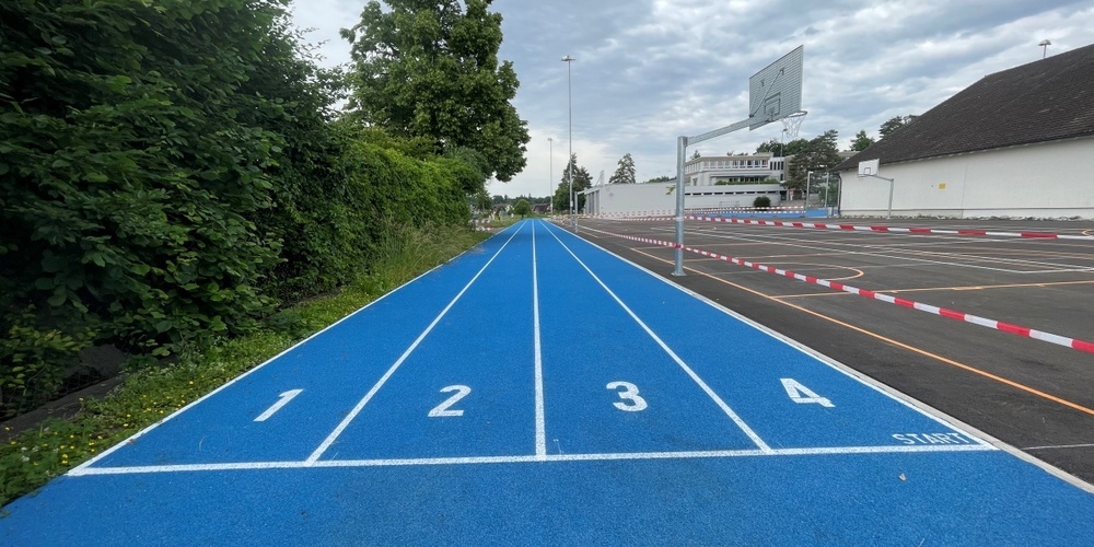 Die neue Sportanlage beim Schulhaus Berg hat Wettkampfniveau.