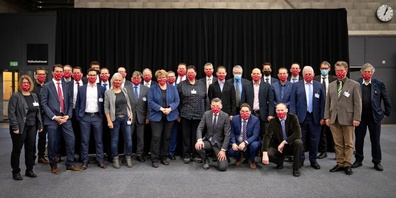 Die 3-tägige Wintersession des St.Galler Kantonsrates ist beendet. Die SVP-Fraktion trat einheitlich mit Edelweissmasken auf.