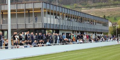 Der FC Au-Berneck weiht den neuen Sportplatz Tägeren ein.