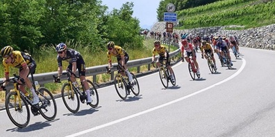 Die 206 km lange Strecke mit 3326 Höhenmetern der Tour de Suisse 2025 führt die Radprofis durch einige Gemeinden der Region.