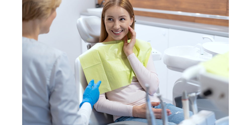 Das kombinierte Behandlungskonzept ist ideal für Patienten mit komplexeren zahnmedizinischen Bedürfnissen, die Wert auf hohe Qualität legen, dabei aber auch die Kosten im Blick behalten möchten. 