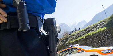 Die Walliser Kantonspolizei hat zwei mutmassliche Drogenhändler aus der Region St-Maurice dingfest gemacht. (Archivbild)