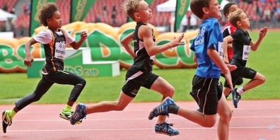 Kinder und Jugendliche stehen im Fokus der Sportförderung von Bund und Kanton. Ziel ist es, Bewegung langfristig im Alltag zu verankern.