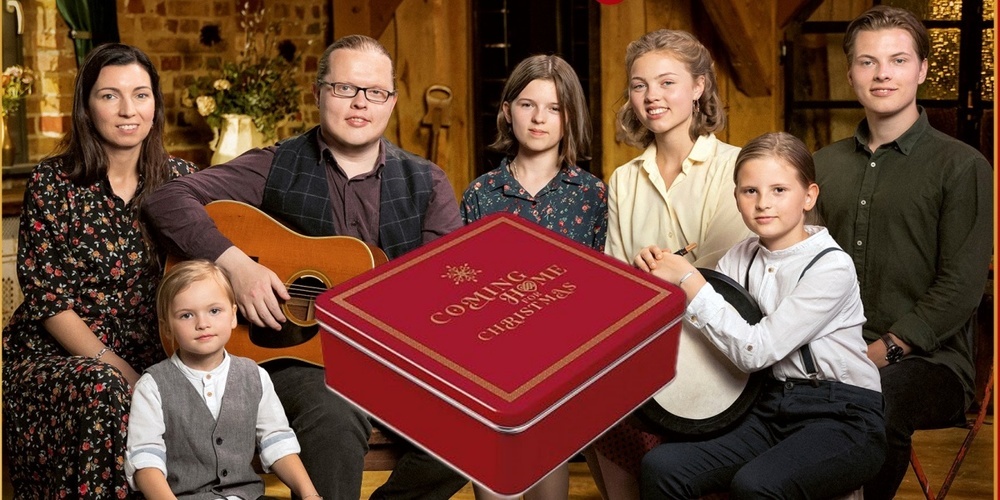 Linth24 verlost eine limitierte Fanbox des neuen Albums «Coming Home for Christmas» von Angelo Kelly & Family.