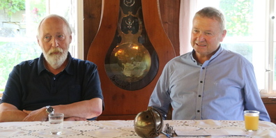 Alt Kantonsrat Peter Gut und alt Regierungsrat Alfred Stricker am Kaminfeuergespräch der PU AR. 