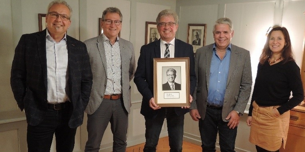 Paul Bühler mit dem Gemeinderat anlässlich der internen Verabschiedung
