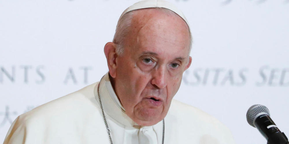 ARCHIV - Papst Franziskus hält eine Rede an der Sophia-Universität. Foto: Kim Hong-Ji/Pool Reuters/AP/dpa