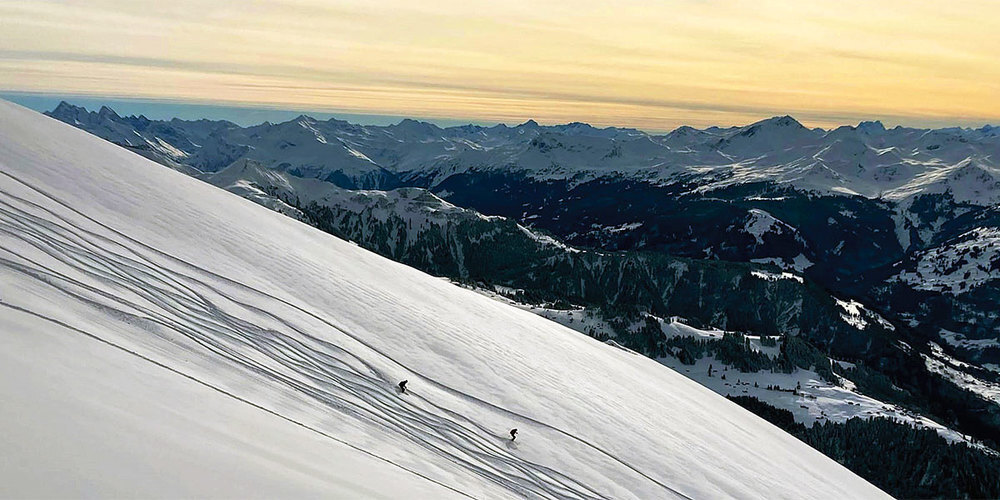 Einige P&H-Leser liessen sich vom Verzicht und den Verboten nicht die Feiertagslaune vermiesen und genossen diese freien Tage beispielsweise abseits der Piste, wie hier am 2307 Meter hohen Sassauna oberhalb Fanas.