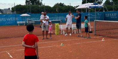 Wird es in Oerlikon künftig nicht mehr geben: Trainer, die den Nachwuchs im Tennis unterrichten.