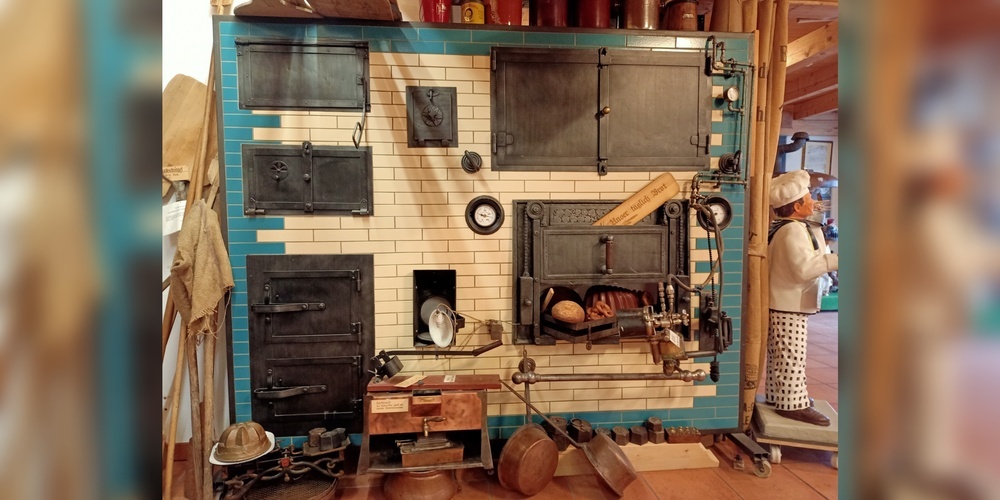Diesmal erwartet die Besucherinnen und Besucher ein Back-Workshop zum Thema Holzofen(brot).