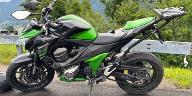 Beim Verkehrsunfall in Bilten entstand an den beiden beteiligten Fahrzeugen – einem Motorrad (Bild) und einem Auto – Sachschaden.