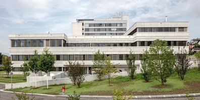 Im Spital Linth wird erst ab dem 11. Januar geimpft – zuerst das Personal.