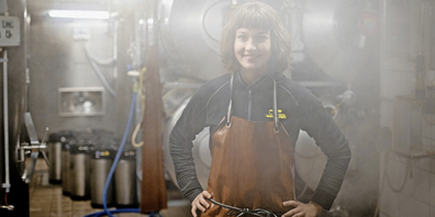 Stephanie Schwarzmüller leitet die Brauerei des Wädi-Bräu. (Bild: Patrick Gutenberg)