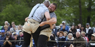 Schwingen am Nationalfeiertag – Teil der Feier auf der Meiliwiese.