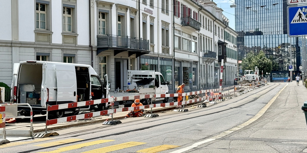 Gleisarbeiten an der Bahnhofstrasse in St.Gallen am 1. Juli 2025.