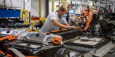 Batteriemontage für Elektrofahrzeuge im Werk von Volvo Cars in Gent, Belgien.