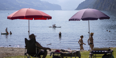 Der Pegel des Walensees liegt nahe am saisonalen Minimum, während die Wassertemperaturen mit bis zu 23 Grad deutlich über dem Durchschnitt liegen.