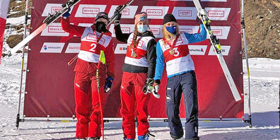 Luana Flütsch an den SM zuoberst auf dem Podest.