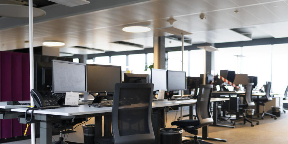 Viele Büro-Arbeitsplätze bleiben am Montag leer: Wer kann, muss im Homeoffice arbeiten. (Themenbild)