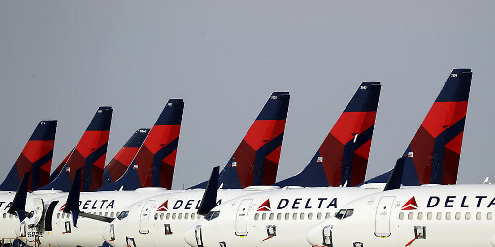 Der Geschäftseinbruch durch die Corona-Pandemie hat der US-Fluggesellschaft Delta im abgelaufenen Jahr einen zweistelligen Milliardenverlust eingebrockt. (Archivbild)