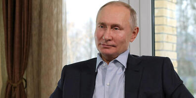 Wladimir Putin, Präsident von Russland, nimmt per Videokonferenz an einem Treffen mit Universitätsstudenten anlässlich des russischen Studententags teil. Foto: Mikhail Klimentyev/Pool Sputnik Kremlin/AP/dpa