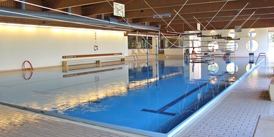 Das Hallenbad Schmerikon.