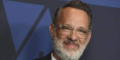 ARCHIV - US-Schauspieler Tom Hanks kommt zu den «Governors Awards». Foto: Jordan Strauss/Invision/AP/dpa