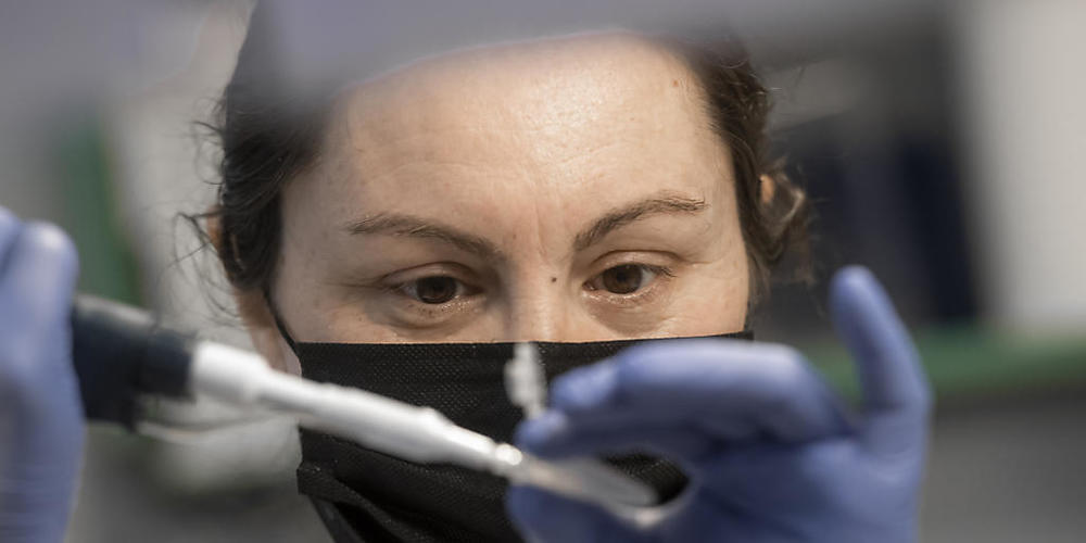 Mit Massentests sollen in der Schweiz besonders gefährdete Menschen besser geschützt werden.