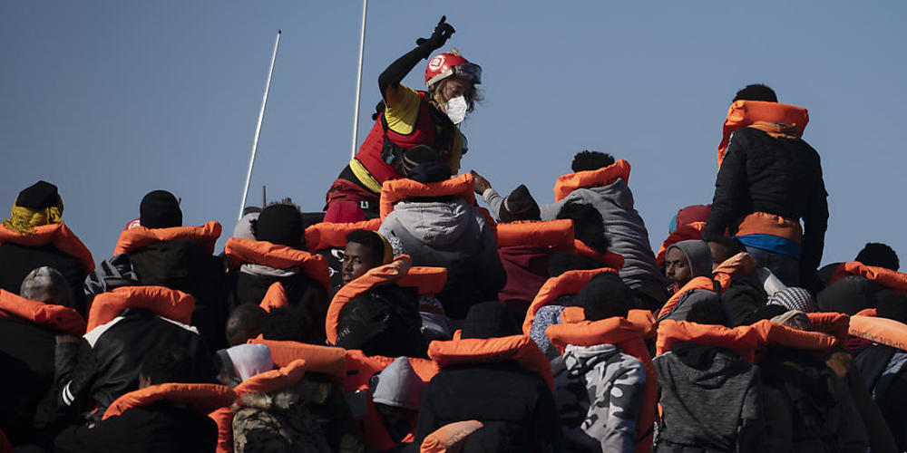 ARCHIV - Das UN-Flüchtlingshilfswerk rechnet mit mehr Flüchtlingen aus Afrika Richtung Mittelmeer. Foto: Joan Mateu/AP/dpa