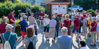 Die Eröffnung der neuen Rundwege in Tuggen war gut besucht.