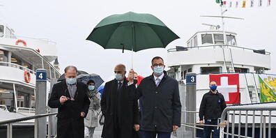 Der Kanton Thurgau startet sein zweites Impfzentrum auf einem Bodenseeschiff, der MS Thurgau. Es wurde am Dienstagmittag bei einem Besuch von Bundesrat Alain Berset eröffnet.
