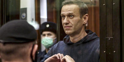 HANDOUT - Der Kremlgegner Alexej Nawalny wird wie erwartet durch ein Moskauer Gerichtsurteil für Jahre politisch kalt gestellt. Foto: Uncredited/Moscow City Court/AP/dpa - ACHTUNG: Nur zur redaktionellen Verwendung im Zusammenhang mit der aktuelle...