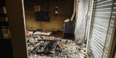 In einer Wohnung in St.Gallen ist am Donnerstagabend ein Brand ausgebrochen. Es entstand ein beträchtlicher Sachschaden. (Bild: Kantonspolizei St. Gallen)