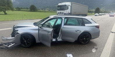 Am Auto entstand Totalschaden.