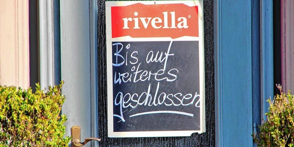 Der Aufruf richtet sich an die Bevölkerung und an den Präsidenten von Gastro Suisse, welcher alle Mitglieder zum Öffnen der Betriebe ab dem 1. März auffordern soll.