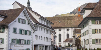 In der Gemeinde Arth SZ gehen heute deutlich mehr Kinder zur Schule als vor zehn Jahren. (Archivaufnahme)
