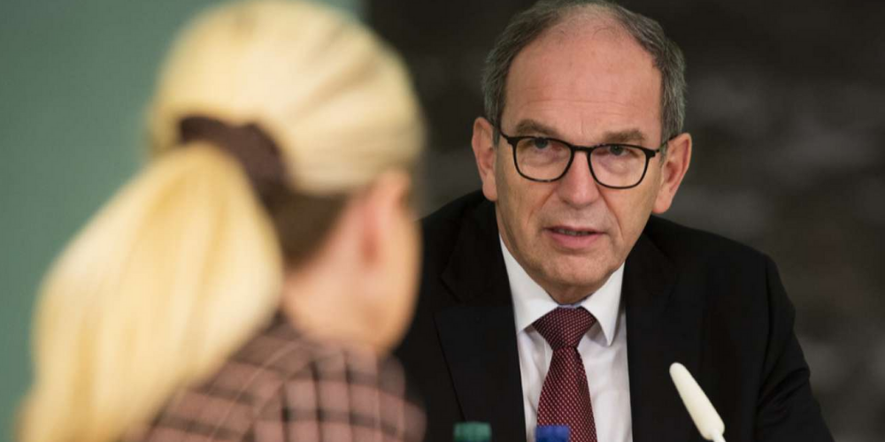 Regierungspräsident Bruno Damann und Kanontsärztin Danuta Zemp. (Bild: Keystone)
